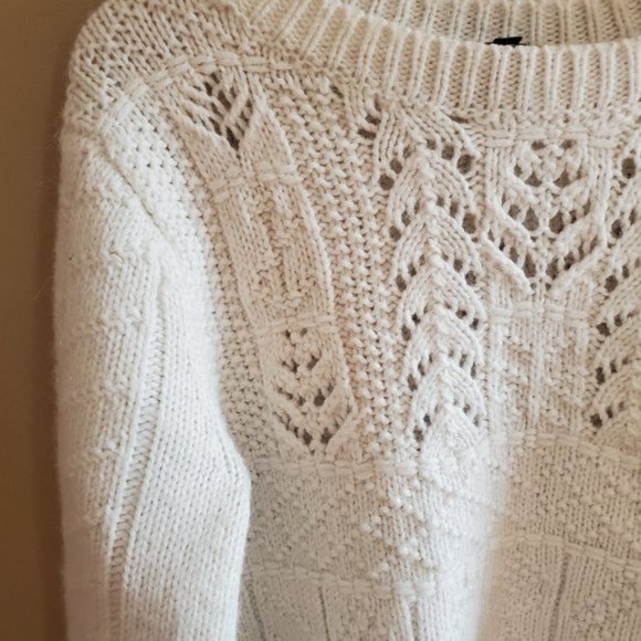 J. Crew Cream Semi Crop Cable Knit Sweater sz M - Picture 8 of 8